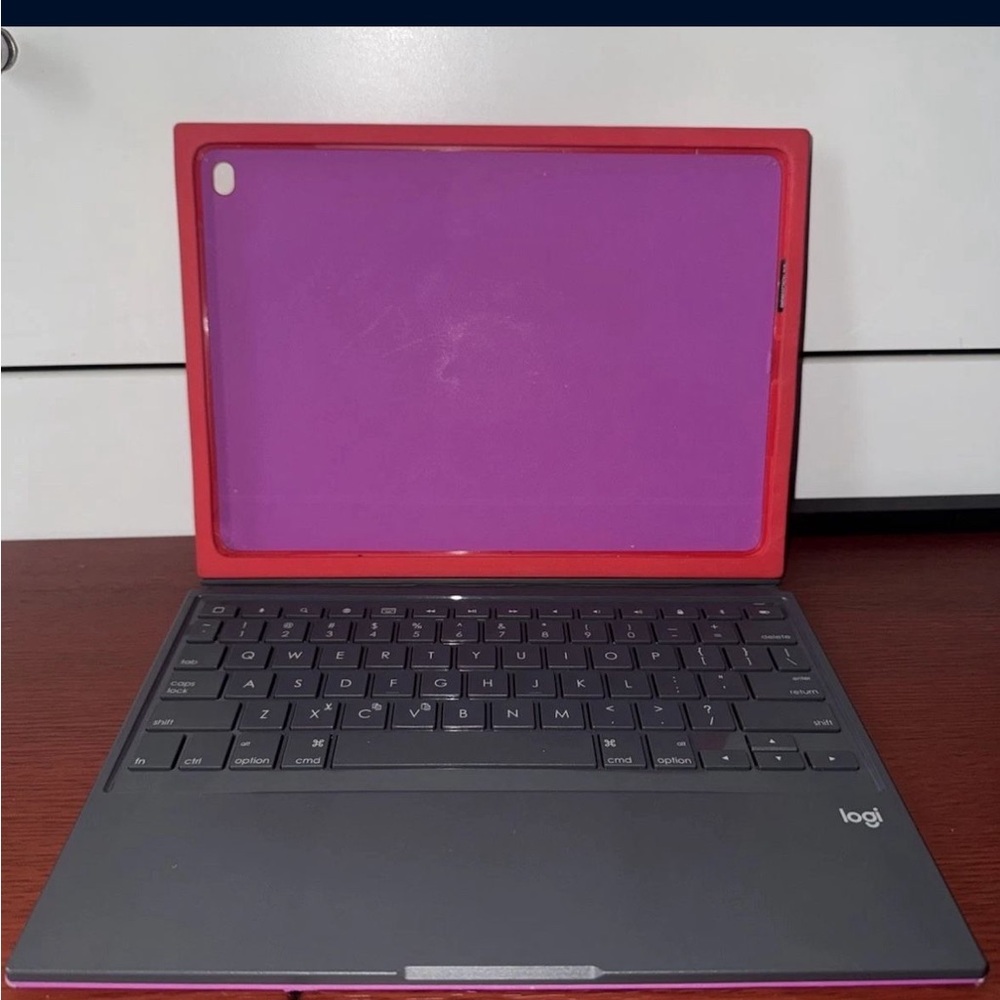 Logitech iPad Air 2 Keyboard Case